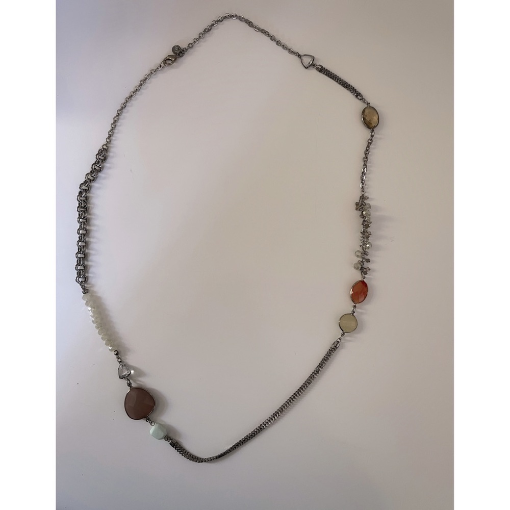 Stone and chain long necklace